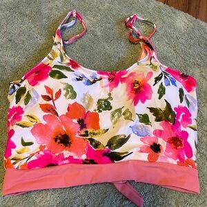 Coral Reef The Lounger Top in pink floral